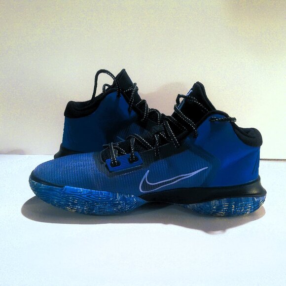 Men\'s Nike Kyrie Flytrap 4 Racer Blue, Size 11.5, very good condition main image 6